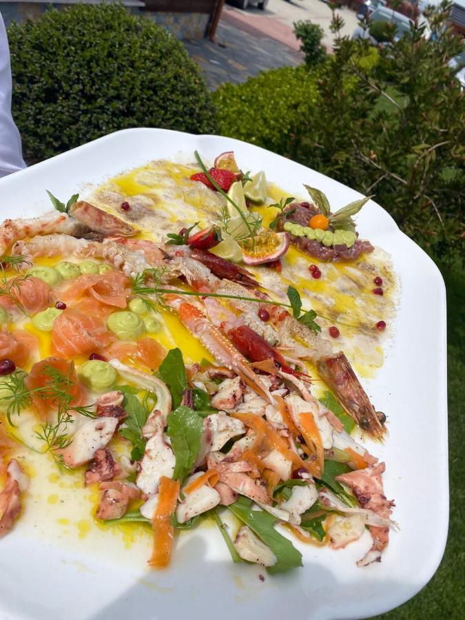 Kingfish Restaurant & Boutique