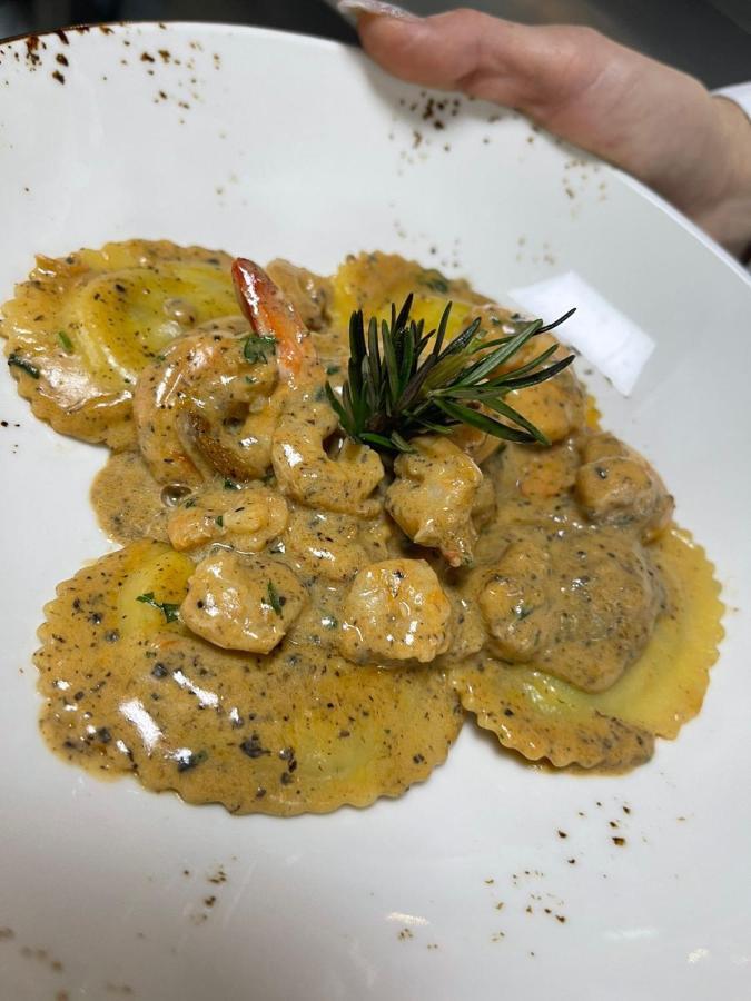 Kingfish Restaurant & Boutique