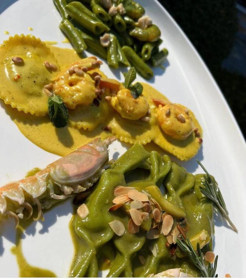 Kingfish Restaurant & Boutique Villa *